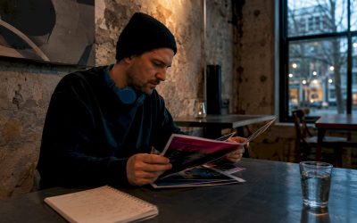 DJ vergelijkt verschillende Nederlandse winkels voor DJ-gear