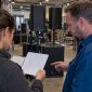 Organisator vergelijkt offertes voor PA-apparatuur